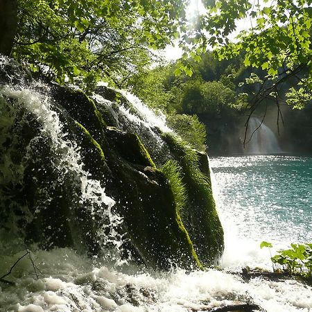 Plitvice Pansion Lovric Hotell Plitvička Jezera Exteriör bild